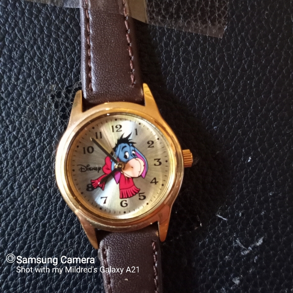 Watch - Picture 1 of 3